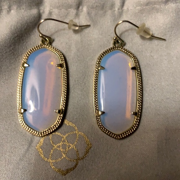 Kendra Scott Opalite Elles - Picture 4 of 5